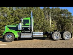 Used 2020 Kenworth W900L Day Cab in Texarkana Texas