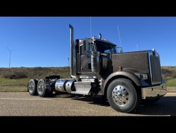 Used 2021 Kenworth W900L Day Cab in Texarkana Texas