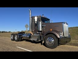 Used 2021 Kenworth W900L Day Cab in Texarkana Texas