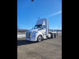 Used 2022 Kenworth T680 Day Cab in Chillicothe Ohio