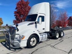 Used 2021 Kenworth T680 Day Cab in Tulsa oklahoma