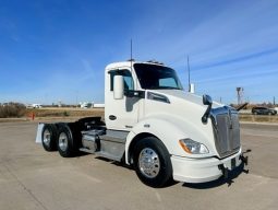 Used 2021 Kenworth T680 Day Cab in Oklahoma City oklahoma