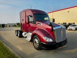 Used 2021 Kenworth T680 Sleeper in Chattanooga Tennessee