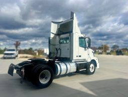 Used 2015 Volvo VNL42T300 Day Cab in Fort Mill South Carolina