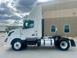 Used 2015 Volvo VNL42T300 Day Cab in Fort Mill South Carolina