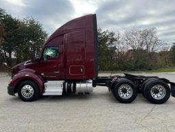 Used 2021 Kenworth T680 Sleeper in Knoxville Tennessee