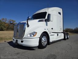 Used 2022 Kenworth T680 Sleeper in Little Rock Arkansas