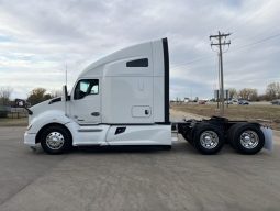 Used 2022 Kenworth T680 Sleeper in Oklahoma City oklahoma