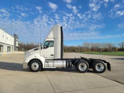 Used 2020 Kenworth T680 Day Cab in Kansas City Missouri