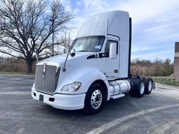 Used 2020 Kenworth T680 Day Cab in Kansas City Missouri