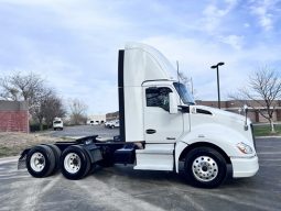 Used 2020 Kenworth T680 Day Cab in Kansas City Missouri