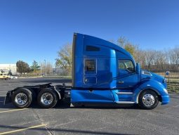 Used 2020 Kenworth T680 Sleeper in Kansas City Missouri