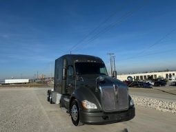 Used 2021 Kenworth T680 Sleeper in Tulsa oklahoma