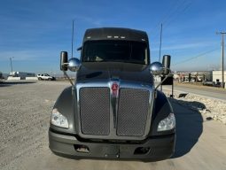 Used 2021 Kenworth T680 Sleeper in Tulsa oklahoma