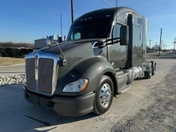 Used 2021 Kenworth T680 Sleeper in Tulsa oklahoma