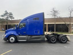 Used 2020 Kenworth T680 Sleeper in Kansas City Missouri