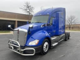 Used 2020 Kenworth T680 Sleeper in Kansas City Missouri