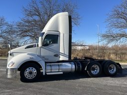 Used 2020 Kenworth T680 Day Cab in Kansas City Missouri