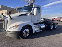 Used 2022 Kenworth T680 Day Cab in Denver Colorado