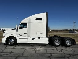 Used 2020 Kenworth T680 Sleeper in Joplin Missouri