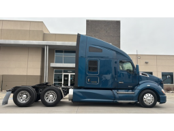 Used 2021 Kenworth T680 Sleeper in Omaha Nebraska