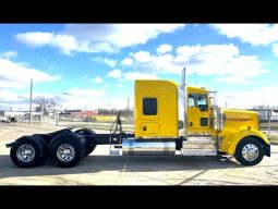 Used 2024 Kenworth W900L Sleeper in St. Joseph Missouri