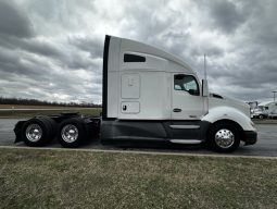 Used 2020 Kenworth T680 Sleeper in Joplin Missouri