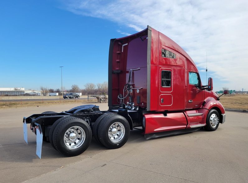 
								Used 2022 Kenworth T680 Sleeper in Oklahoma City oklahoma full									