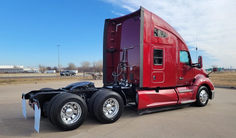 
								Used 2022 Kenworth T680 Sleeper in Oklahoma City oklahoma full									