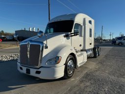 Used 2021 Kenworth T680 Sleeper in Tulsa oklahoma