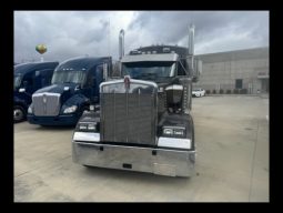 Used 2021 Kenworth W900L Sleeper in Kingsport Tennessee