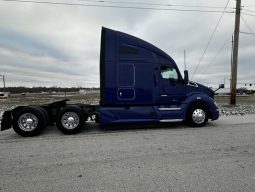 Used 2021 Kenworth T680 Sleeper in Joplin Missouri