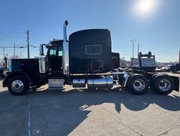 Used 2021 Peterbilt 389 Sleeper in Dallas Texas