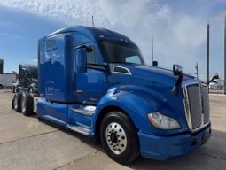 Used 2020 Kenworth T680 Sleeper in Dallas Texas