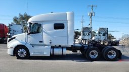 Used 2021 Volvo VNL 740 Sleeper in Cincinnati Ohio