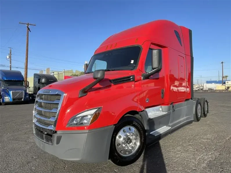 
								Used 2021 Freightliner Cascadia Sleeper in Phoenix Arizona full									