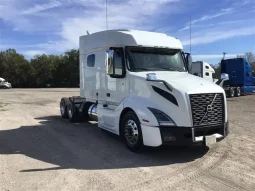 Used 2021 Volvo VNL 740 Sleeper in Tampa Florida