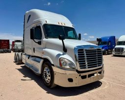 Used 2014 Freightliner Cascadia Sleeper in El Paso Texas