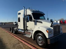 Used 2021 Kenworth T880 Sleeper in Oklahoma City oklahoma