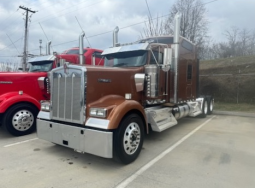 Used 2021 Kenworth W900L Sleeper in Kingsport Tennessee