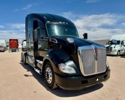 Used 2017 Kenworth T600 Sleeper in El Paso Texas