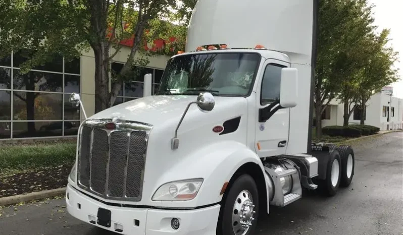 
								Used 2020 Peterbilt 579 Day Cab in Kansas City Missouri full									