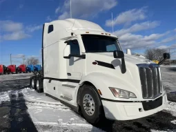 Used 2023 Peterbilt 579 Sleeper in Bolingbrook Illinois