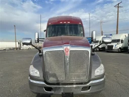 Used 2022 Kenworth T680 Sleeper in Phoenix Arizona