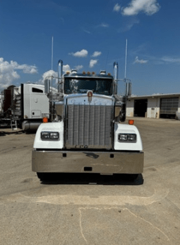 New 2025 Kenworth W900L Day Cab in Jonesboro Arkansas