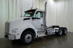 New 2025 Kenworth T880 Day Cab in Des Moines Iowa