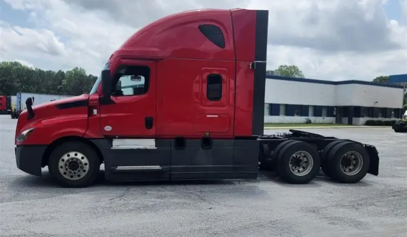 
								Used 2022 Freightliner Cascadia Evolution Sleeper in Tampa Florida full									