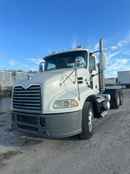 Used 2014 Mack CXU613 Day Cab in MEDLEY Florida