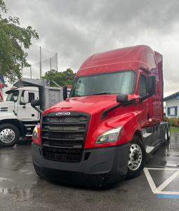 Used 2020 Freightliner Cascadia 126 Sleeper in MEDLEY Florida