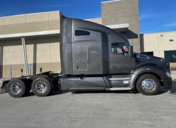 Used 2019 Kenworth T680 Sleeper in Omaha Nebraska